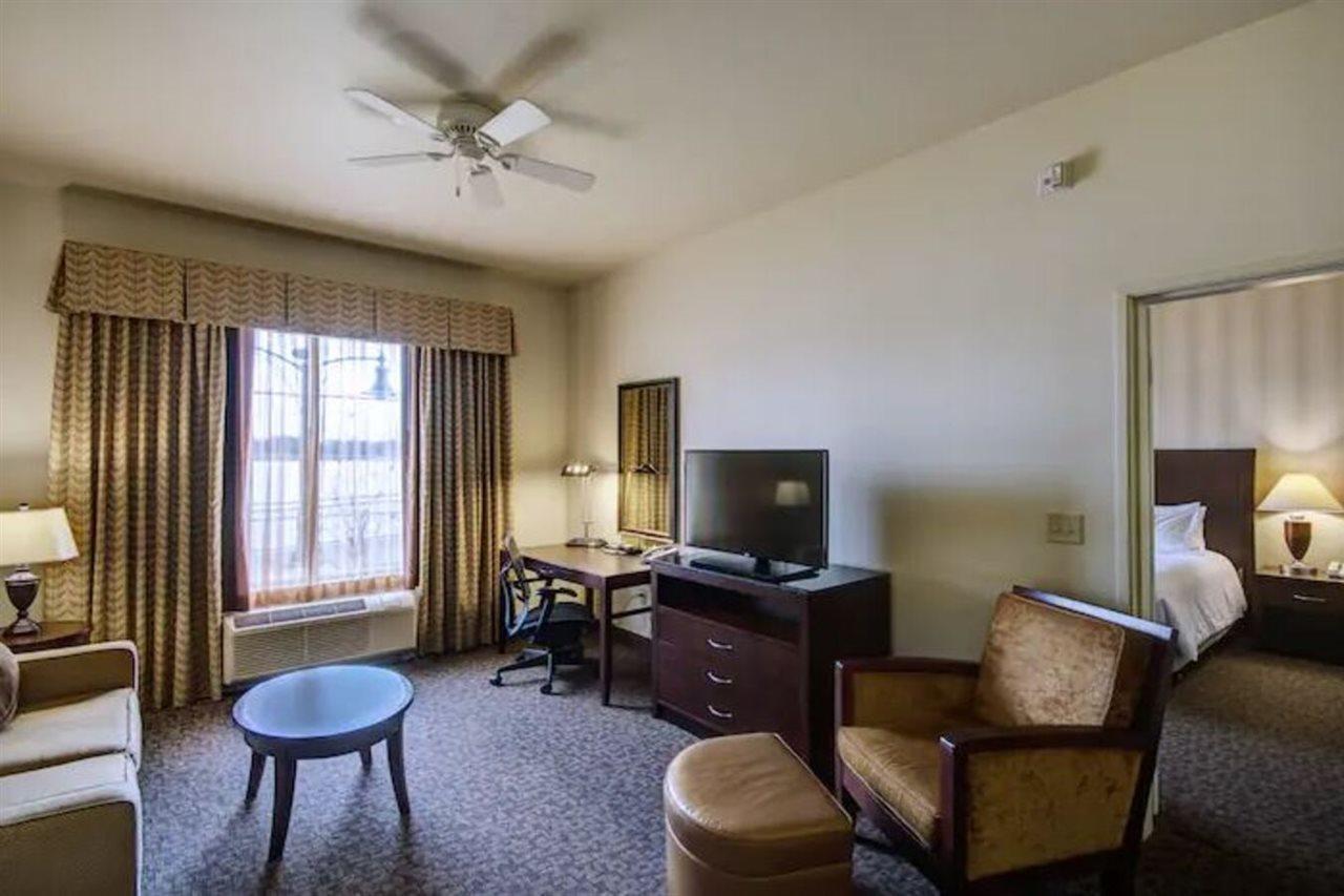 Hilton Garden Inn Granbury Exterior foto